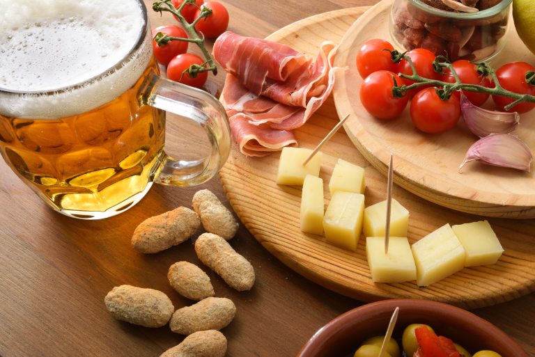 Schinken- und Käseplatte zur Craft-Bier-Verkostung in Split