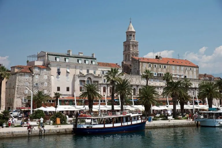 Boat cruising in split