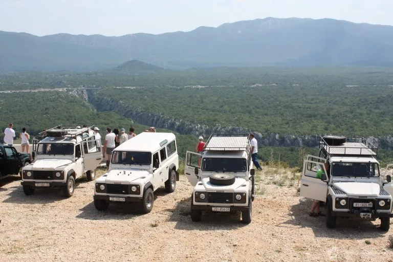 Dirt road parking in split