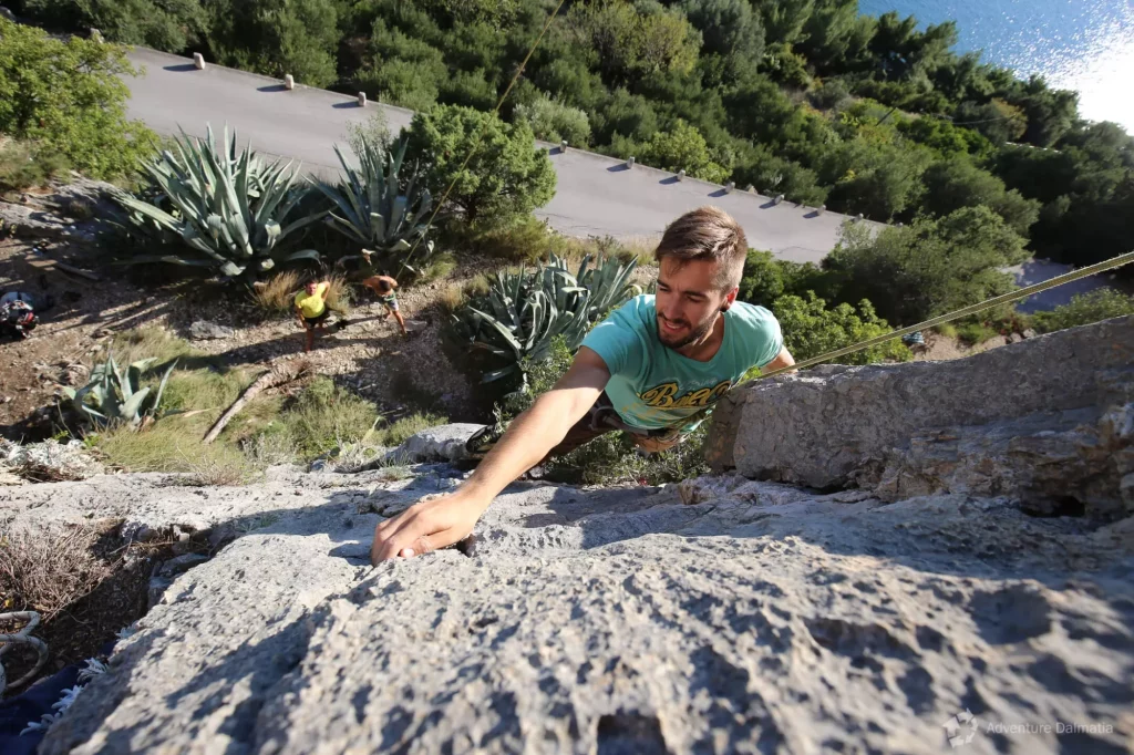 Find a good climbing grip