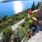 Find your holds while climbing