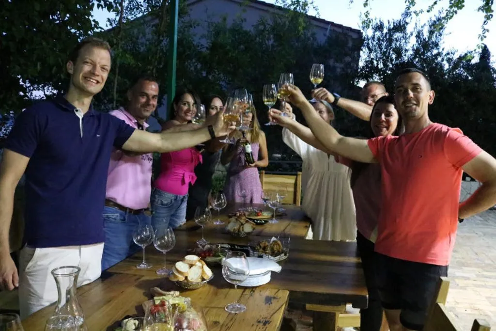 Food and drinks by the beach