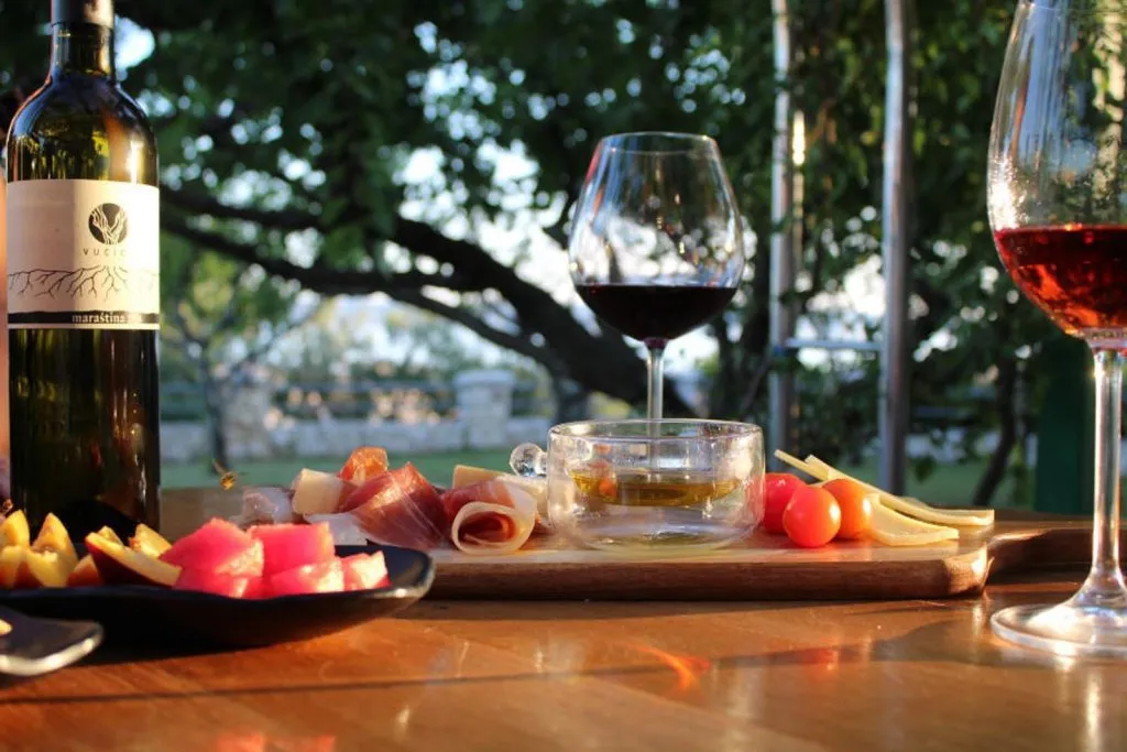 Food and wine for stags