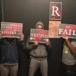 Gruppo di addio al celibato diviso